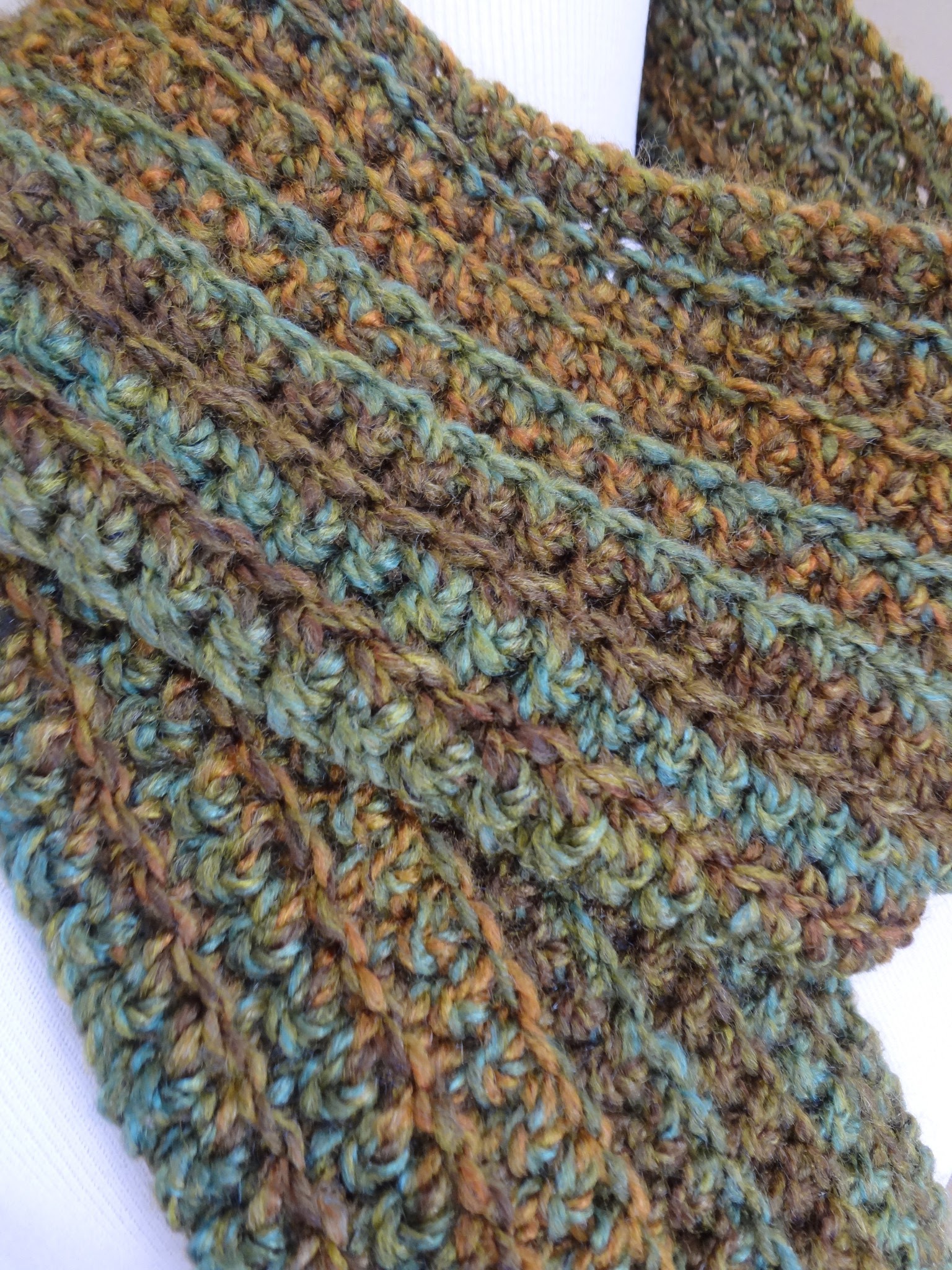Wise Oak Crochet Ribbed Scarf